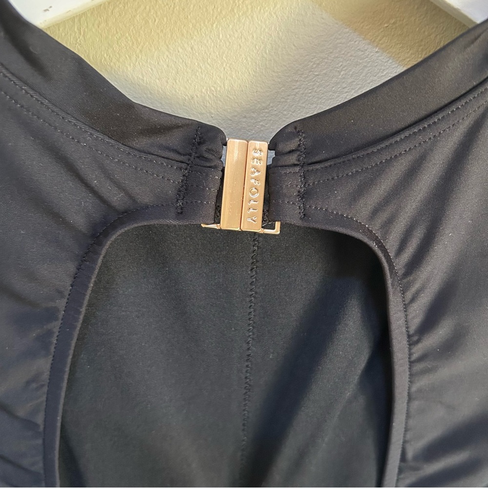 Seafolly NEW Black Garden Party Cap-Sleeve One Piece Swimsuit in size 💙🤍🖤💙🌊🌊🌊 - Picture 9 of 13